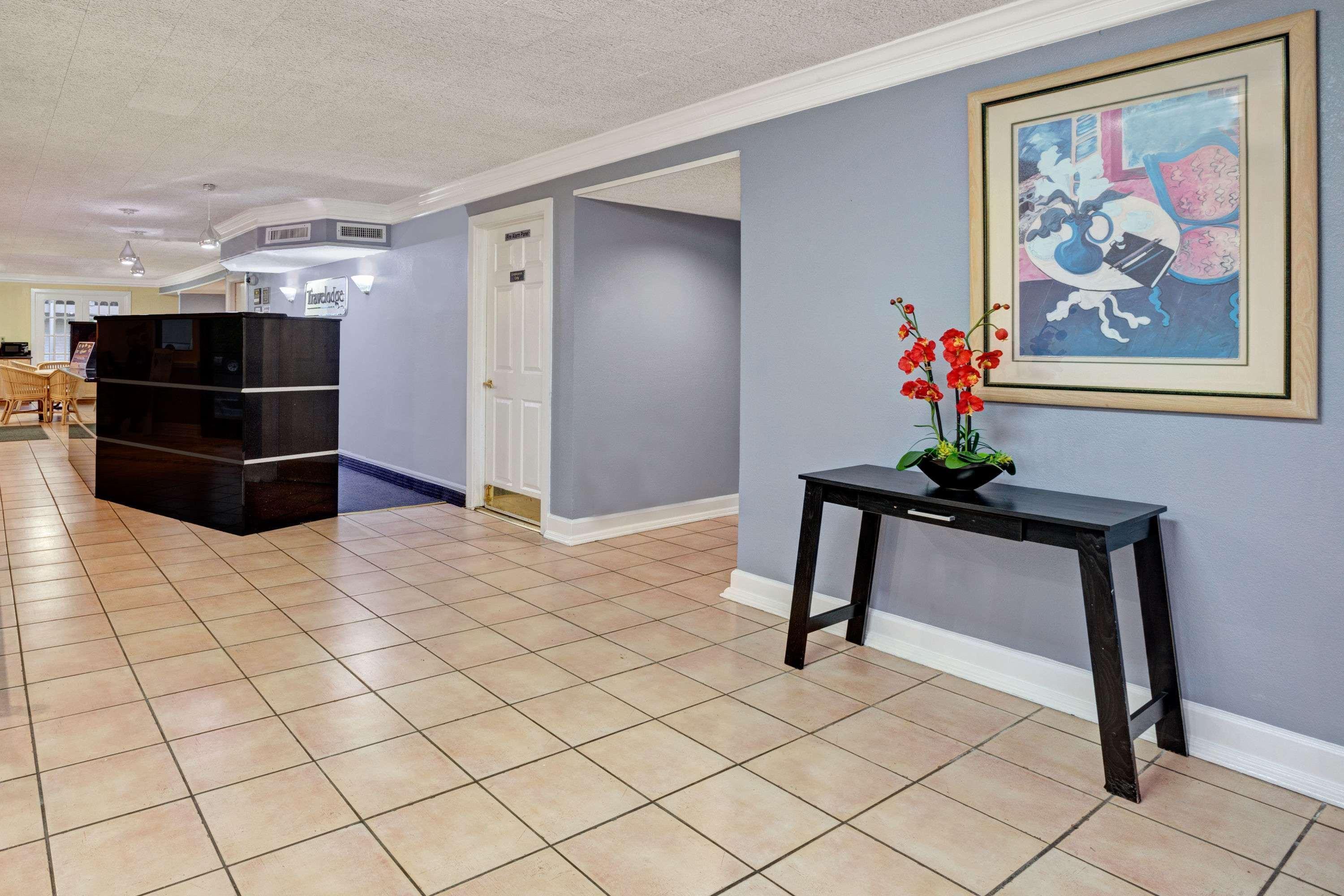 Travelodge By Wyndham North Richland Hills/Dallas/Ft Worth Exterior photo